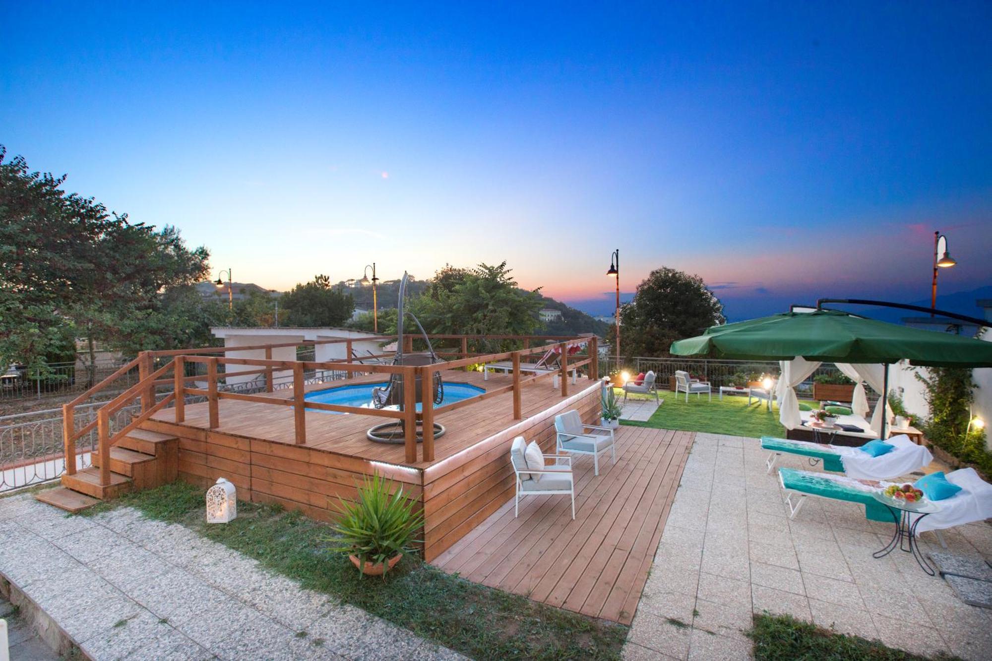 Villa In Con Terrazzo E Vista Golfo *